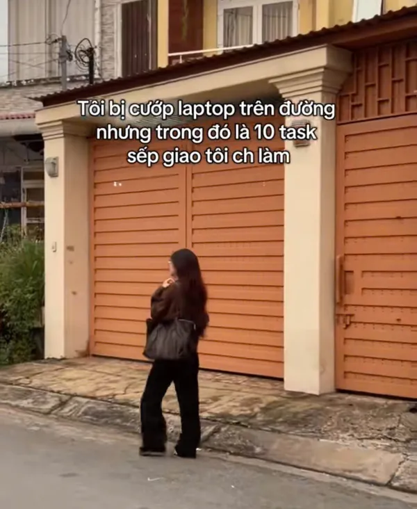 Bị Cướp Laptop