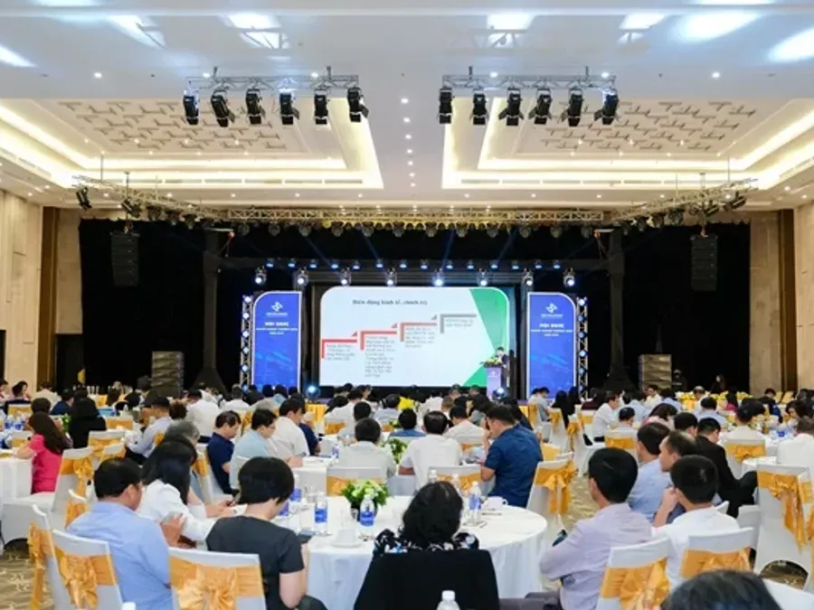 Corporate seminar in a large conference hall
